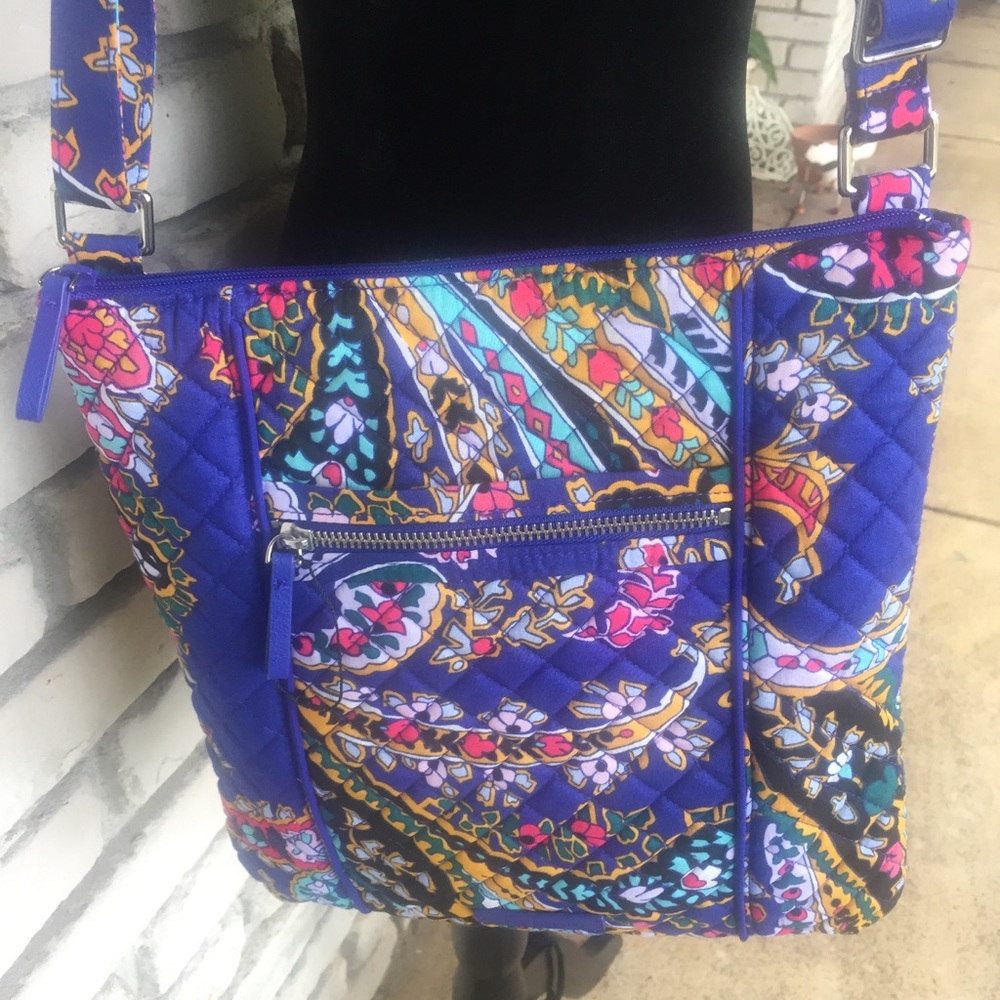 Vera Bradley purple hipster purse.     NWT